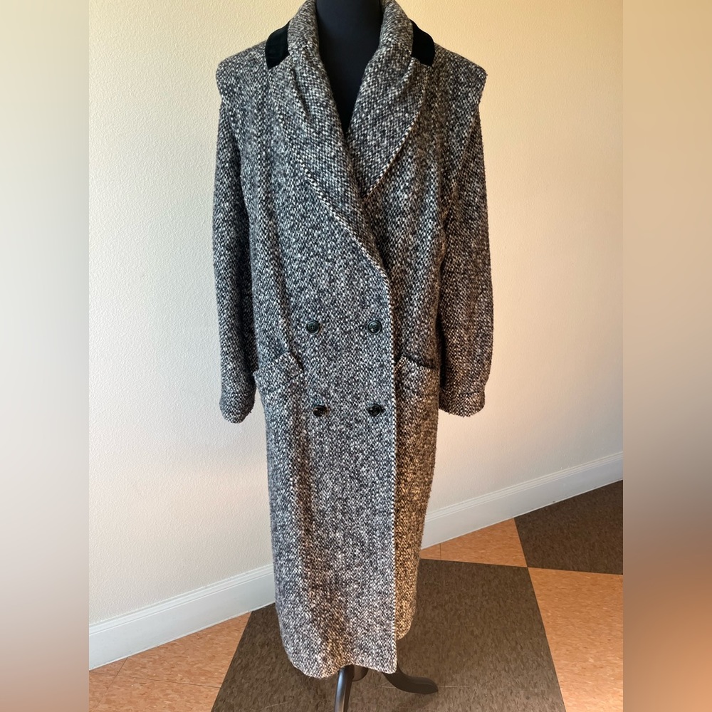 Fashion By Jill Vintage LongTweed Coat. Preloved